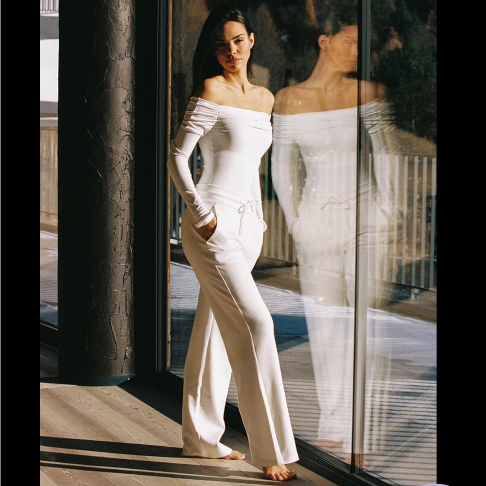 WISKII Active HIGH-WAIST DREAMY WIDELEG PANT Women’s Lounge Ivory White Size S